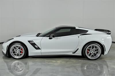 2019 Chevrolet Corvette Z06   - Photo 8 - Joliet, IL 60435
