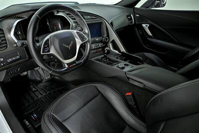 2019 Chevrolet Corvette Z06   - Photo 20 - Joliet, IL 60435