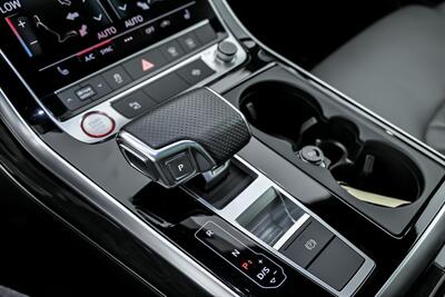 2020 Audi SQ7 4.0T quattro Premium Plus - Photo 37 - Joliet, IL 60435