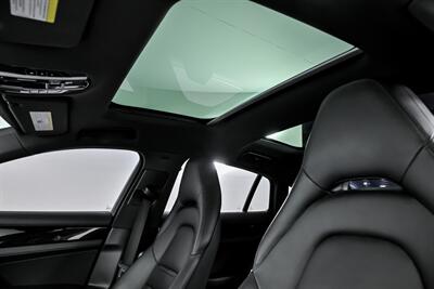 2018 Porsche Panamera 4S   - Photo 24 - Joliet, IL 60435