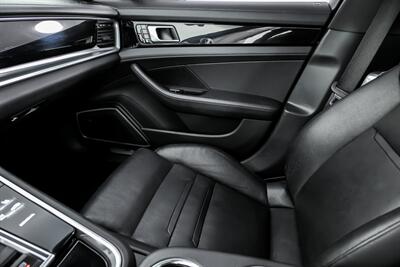 2018 Porsche Panamera 4S   - Photo 39 - Joliet, IL 60435