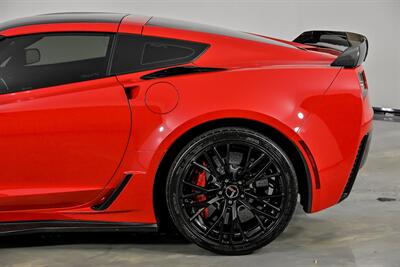 2015 Chevrolet Corvette Z06   - Photo 13 - Joliet, IL 60435