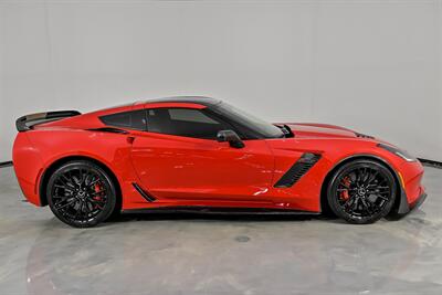 2015 Chevrolet Corvette Z06   - Photo 18 - Joliet, IL 60435