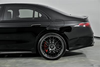 2024 Mercedes-Benz AMG S 63 E Performance   - Photo 9 - Joliet, IL 60435