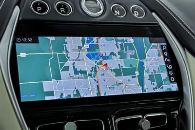 2022 Aston Martin DBX   - Photo 30 - Joliet, IL 60435