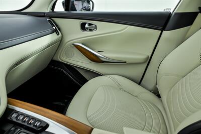 2022 Aston Martin DBX   - Photo 34 - Joliet, IL 60435