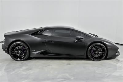 2016 Lamborghini Huracan LP 610-4   - Photo 14 - Joliet, IL 60435