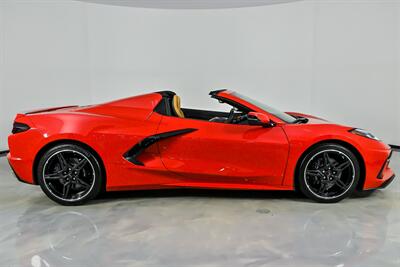 2022 Chevrolet Corvette Stingray 2LT - Photo 14 - Joliet, IL 60435