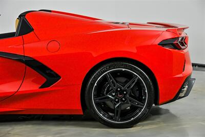 2022 Chevrolet Corvette Stingray 2LT - Photo 9 - Joliet, IL 60435