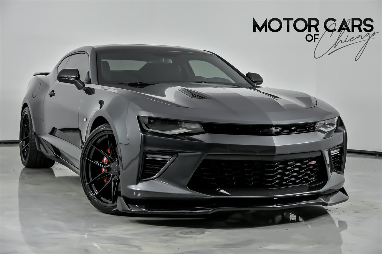 2016 Chevrolet Camaro SS   - Photo 1 - Joliet, IL 60435