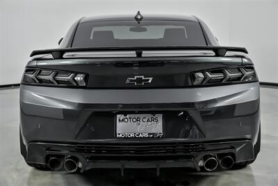 2016 Chevrolet Camaro SS   - Photo 11 - Joliet, IL 60435