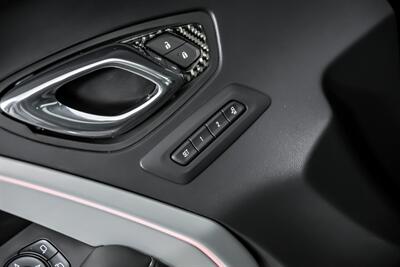 2016 Chevrolet Camaro SS   - Photo 19 - Joliet, IL 60435