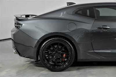 2016 Chevrolet Camaro SS   - Photo 13 - Joliet, IL 60435