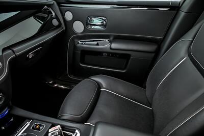 2020 Rolls-Royce Ghost -BIG $357K MSRP-PICNIC TABLES   - Photo 40 - Joliet, IL 60435