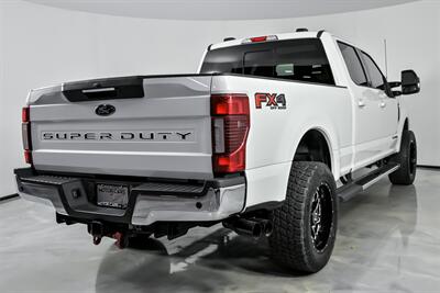 2022 Ford F-350 Super Duty Lariat   - Photo 12 - Joliet, IL 60435