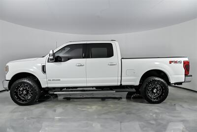 2022 Ford F-350 Super Duty Lariat   - Photo 8 - Joliet, IL 60435