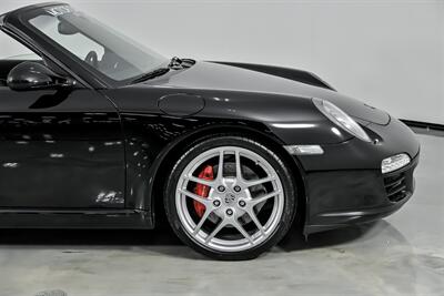 2010 Porsche 911 Carrera S   - Photo 15 - Joliet, IL 60435