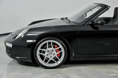 2010 Porsche 911 Carrera S   - Photo 7 - Joliet, IL 60435