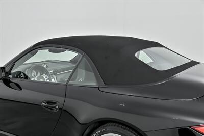 2010 Porsche 911 Carrera S   - Photo 21 - Joliet, IL 60435