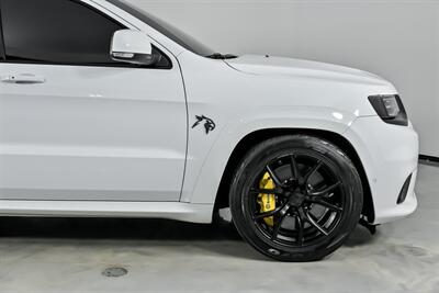 2018 Jeep Grand Cherokee Trackhawk-WHITE ON RED GUTS! - Photo 15 - Joliet, IL 60435