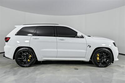 2018 Jeep Grand Cherokee Trackhawk-WHITE ON RED GUTS! - Photo 14 - Joliet, IL 60435