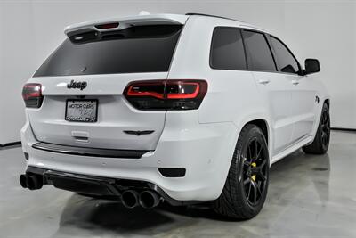 2018 Jeep Grand Cherokee Trackhawk-WHITE ON RED GUTS! - Photo 12 - Joliet, IL 60435