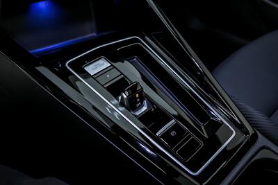 2024 Volkswagen Golf R 4Motion-$20K MODS-TUNED & DOWNPIPES!   - Photo 34 - Joliet, IL 60435