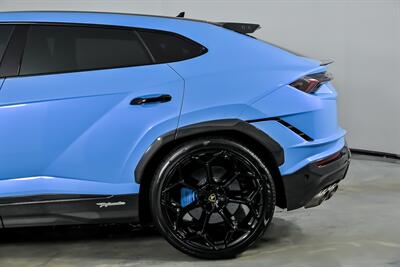 2023 Lamborghini Urus Performante-MASSIVE $350K MSRP-$90K IN OPTIONS!   - Photo 9 - Joliet, IL 60435