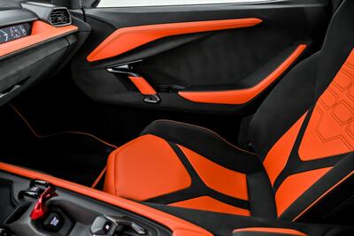 2024 Lamborghini Revuelto - Photo 39 - Joliet, IL 60435