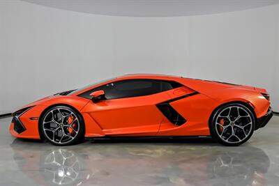2024 Lamborghini Revuelto - Photo 10 - Joliet, IL 60435