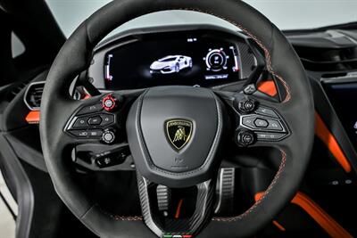 2024 Lamborghini Revuelto - Photo 29 - Joliet, IL 60435