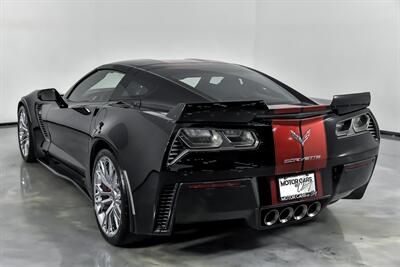 2015 Chevrolet Corvette Z06 3LZ   - Photo 10 - Joliet, IL 60435