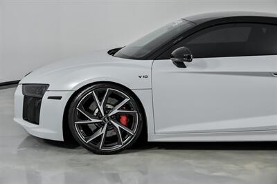2017 Audi R8 5.2 quattro V10-FULL STEALTH PPF-AKRAPOVIC EXHAUST   - Photo 7 - Joliet, IL 60435