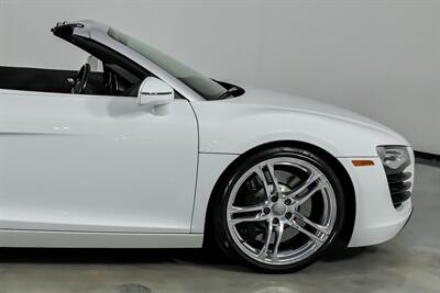 2011 Audi R8 4.2 quattro Spyder   - Photo 12 - Joliet, IL 60435