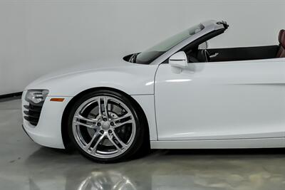 2011 Audi R8 4.2 quattro Spyder   - Photo 6 - Joliet, IL 60435