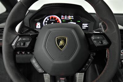 2018 Lamborghini Huracan LP 640-4 Performante   - Photo 32 - Joliet, IL 60435