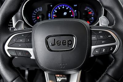 2018 Jeep Grand Cherokee Trackhawk   - Photo 27 - Joliet, IL 60435