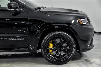 2018 Jeep Grand Cherokee Trackhawk   - Photo 15 - Joliet, IL 60435
