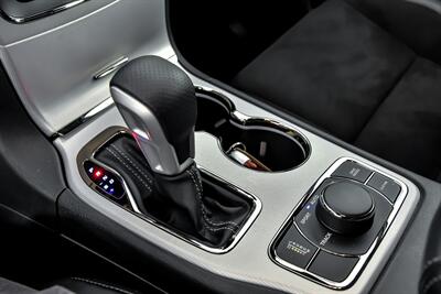 2018 Jeep Grand Cherokee Trackhawk   - Photo 38 - Joliet, IL 60435