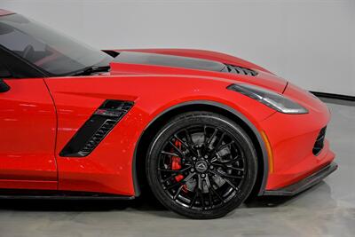 2019 Chevrolet Corvette Z06 2LZ   - Photo 15 - Joliet, IL 60435