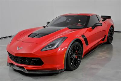 2019 Chevrolet Corvette Z06 2LZ   - Photo 6 - Joliet, IL 60435