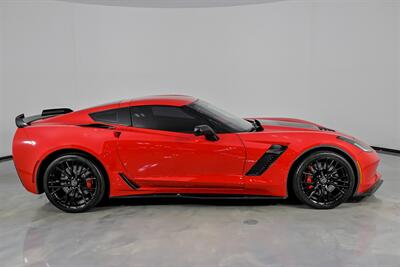 2019 Chevrolet Corvette Z06 2LZ   - Photo 14 - Joliet, IL 60435
