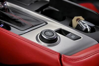 2019 Chevrolet Corvette Z06 2LZ   - Photo 37 - Joliet, IL 60435