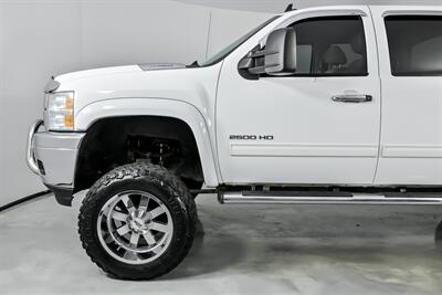 2014 Chevrolet Silverado 2500 LT - Photo 7 - Joliet, IL 60435