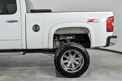 2014 Chevrolet Silverado 2500 LT - Photo 9 - Joliet, IL 60435