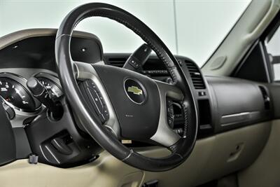 2014 Chevrolet Silverado 2500 LT - Photo 24 - Joliet, IL 60435