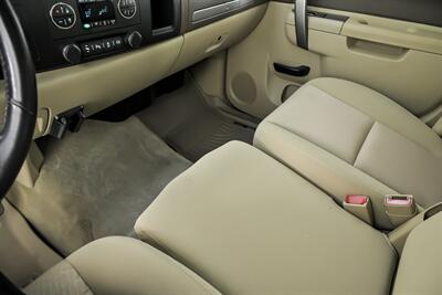 2014 Chevrolet Silverado 2500 LT - Photo 30 - Joliet, IL 60435