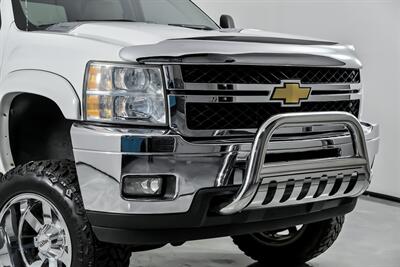 2014 Chevrolet Silverado 2500 LT - Photo 3 - Joliet, IL 60435