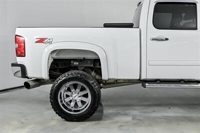 2014 Chevrolet Silverado 2500 LT - Photo 13 - Joliet, IL 60435