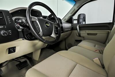 2014 Chevrolet Silverado 2500 LT - Photo 20 - Joliet, IL 60435